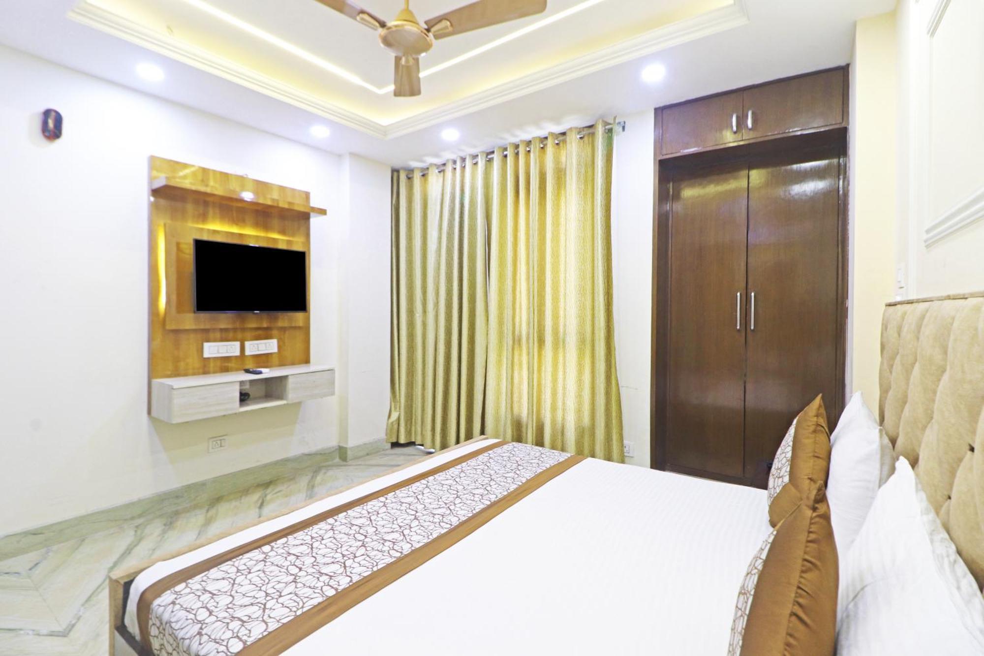 Hotel Samrat Residency 10 Mints Walking Distance Nizamuddin Railway Station นิวเดลี ภายนอก รูปภาพ